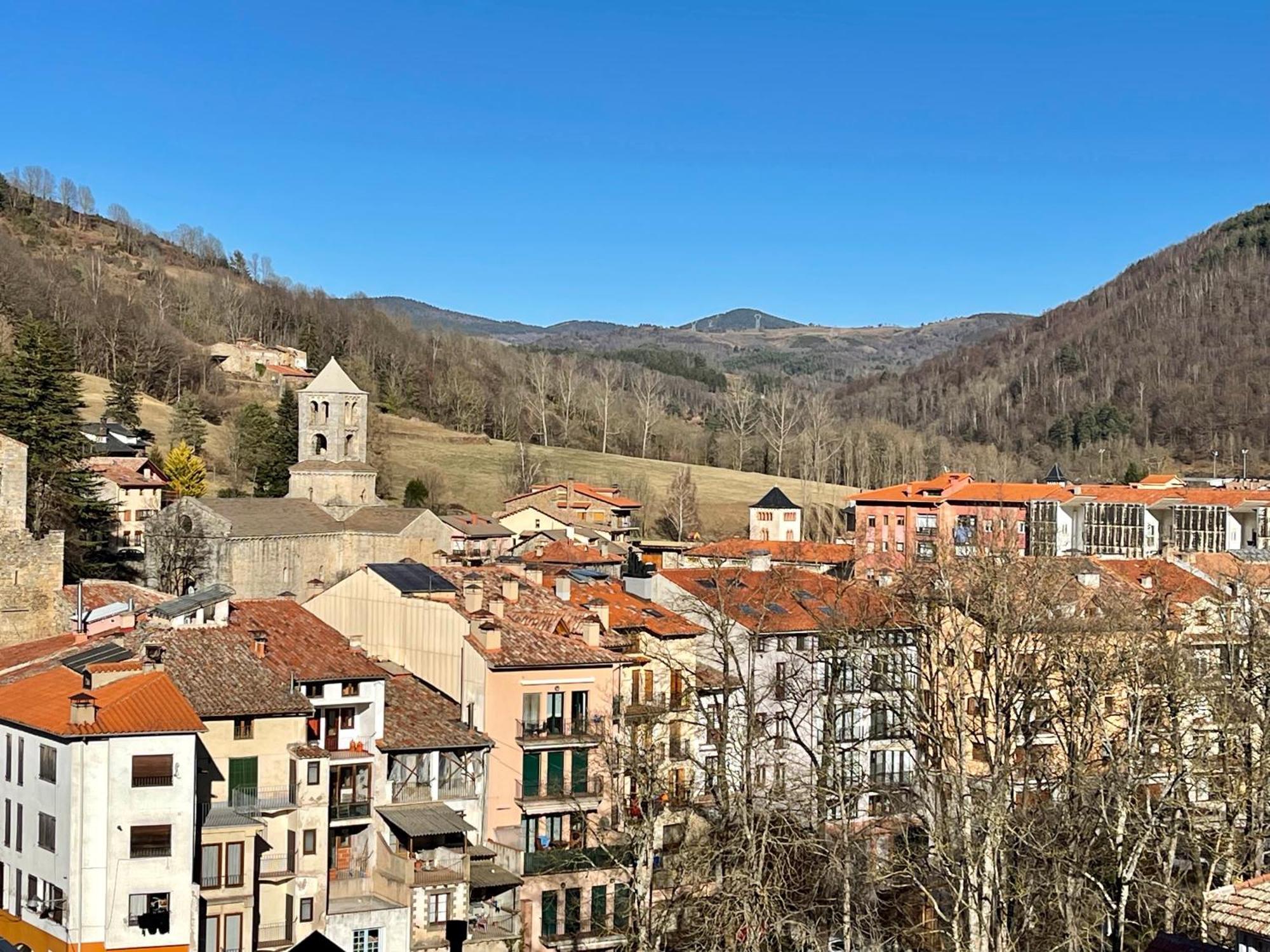 Apartamento Colgante Al Rio Con Vistas Al Puente Camprodon Extérieur photo