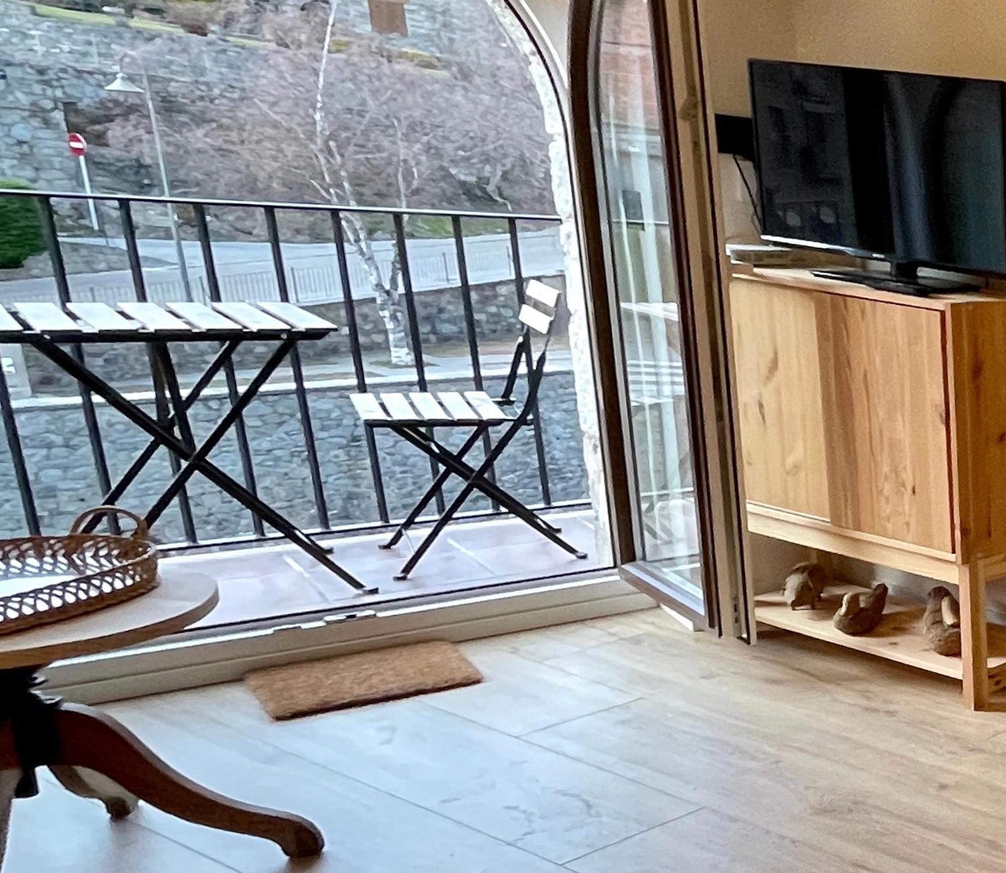 Apartamento Colgante Al Rio Con Vistas Al Puente Camprodon Extérieur photo